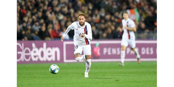 Má Neymar čas obrátit se teď?